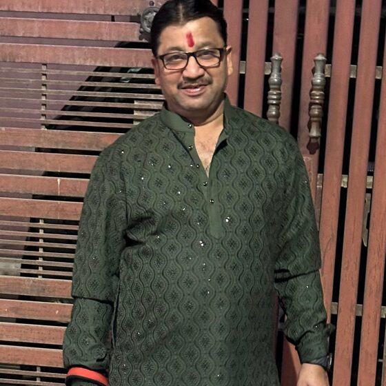 Manoj Garg, proprietor of Komal Collection